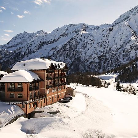 Locanda Locatori Passo del Tonale Esterno foto